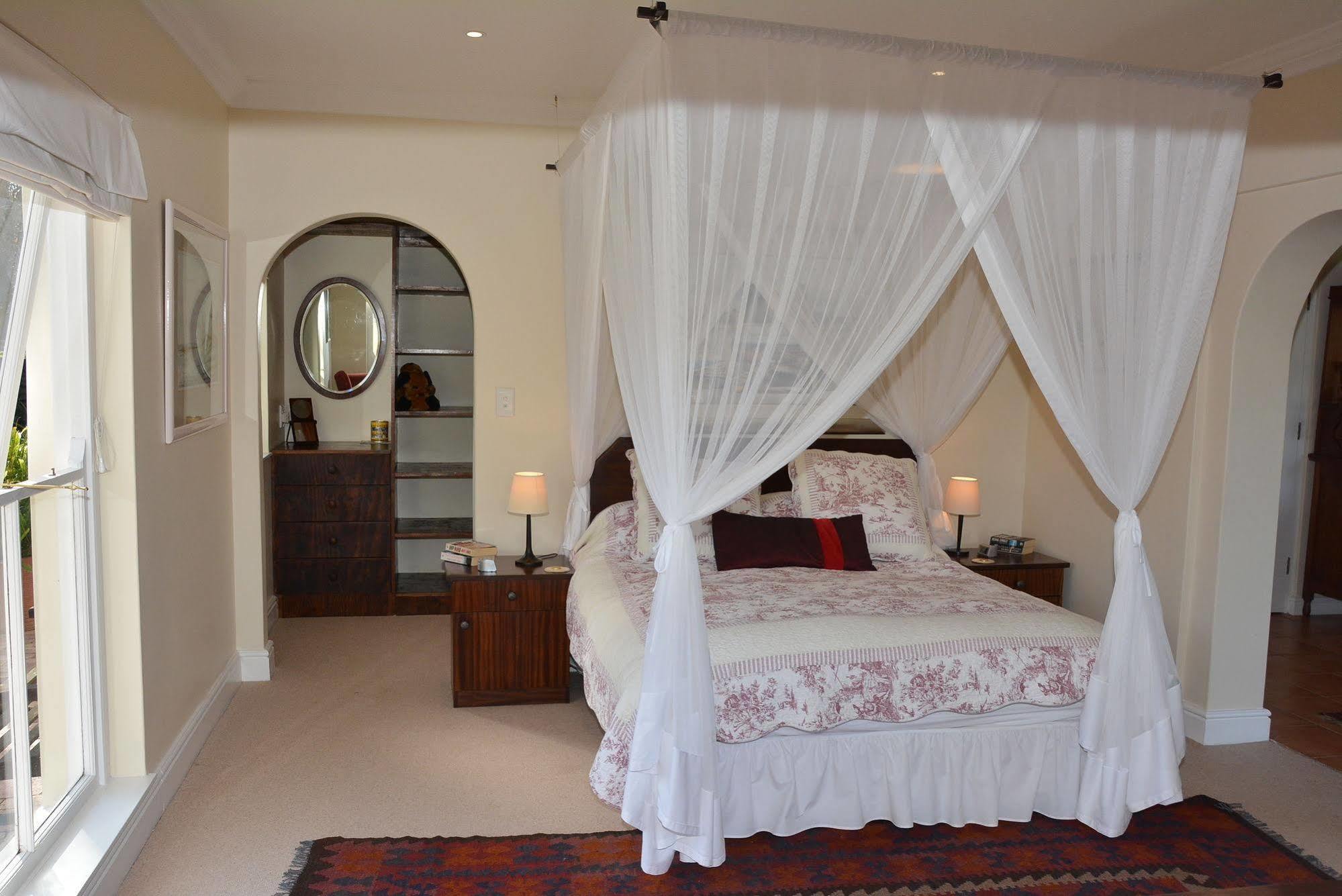 Majini Guesthouse Sweet Valley Екстериор снимка