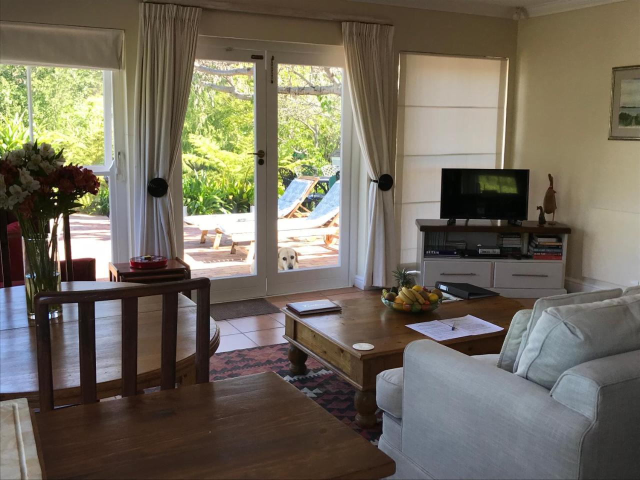Majini Guesthouse Sweet Valley Екстериор снимка